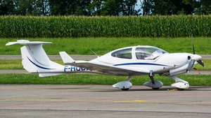 Photo of F-HOBB - Diamond DA40 Diamond Star TDI operated by Aéroclub de l'Hérault