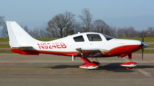 Photo of N924EB - Lancair Columbia 400 operated by Private
