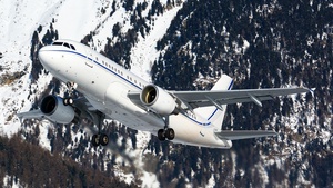 Photo of D-APGS - Airbus A319-115(CJ) operated by K5 Aviation