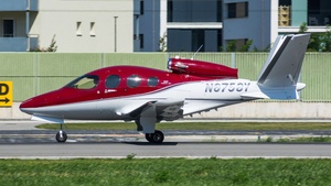 Photo of N6758Y - Cirrus Vision Jet G2 operated by Private