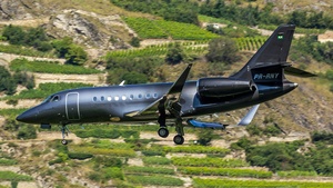 Photo of PR-RNY - Dassault Falcon 2000LX operated by Private