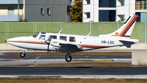 Photo of HB-LSG - Piper PA-60-602P Aerostar operated by Private