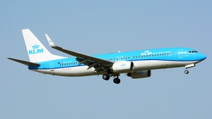 Photo of PH-HSE - Boeing 737-8K2 operated by KLM Royal Dutch Airlines