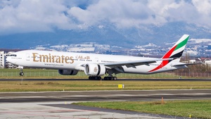 Photo of A6-EQL - Boeing 777-31H(ER) operated by Emirates