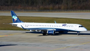Photo of SP-LNN - Embraer ERJ-195AR operated by LOT Polish Airlines
