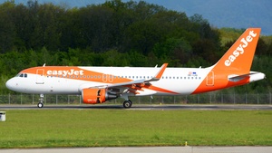 Photo of OE-IJQ - Airbus A320-214 operated by easyJet Europe