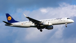 Photo of D-AECF - Embraer ERJ-190LR operated by Lufthansa CityLine