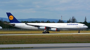 Photo of D-AIGO - Airbus A340-313 operated by Lufthansa