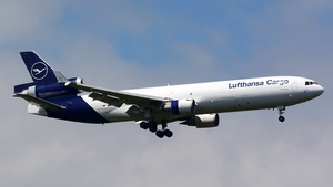 Photo of D-ALCA - McDonnell Douglas MD-11(F) operated by Lufthansa Cargo