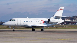 Photo of I-KERE - Dassault Falcon 2000 operated by Leader Servizi Aerei