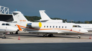 Photo of VP-BJE - Bombardier Challenger 604 operated by TAG Aviation Asia