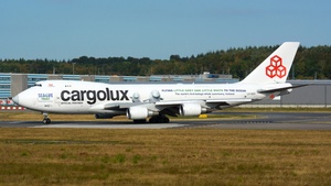 Photo of LX-ECV - Boeing 747-4HQF(ER) operated by Cargolux