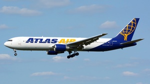 Photo of N640GT - Boeing 767-3S1(ER) operated by Atlas Air