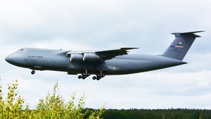 Photo of 86-0015 - Lockheed C-5M Super Galaxy operated by US Air Force