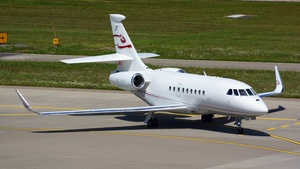 Photo of HB-IGO - Dassault Falcon 2000LX operated by Cat Aviation
