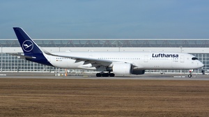 Photo of D-AIXM - Airbus A350-941 operated by Lufthansa