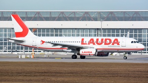 Photo of OE-IHH - Airbus A320-232 operated by Laudamotion