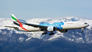 Photo of A6-EPB - Boeing 777-31H(ER) operated by Emirates