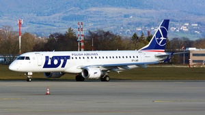 Photo of SP-LMD - Embraer ERJ-190STD operated by LOT Polish Airlines