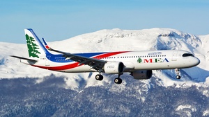 Photo of T7-ME3 - Airbus A321-271NX operated by MEA Middle East Airlines