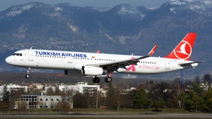 Photo of TC-JTK - Airbus A321-231 operated by Turkish Airlines