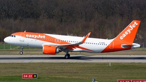 Photo of G-UZHG - Airbus A320-251N operated by easyJet