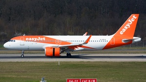 Photo of G-UZLH - Airbus A320-251N operated by easyJet