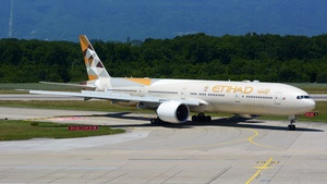 Photo of A6-ETB - Boeing 777-3FX(ER) operated by Etihad Airways