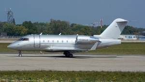 Photo with serial 5658 - Bombardier Challenger 604
