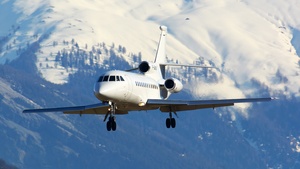 Photo of F-GKOM - Dassault Falcon 900B operated by Dassault Falcon Service