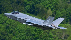 Photo of 13-5077 - Lockheed Martin F-35A Lightning II operated by US Air Force