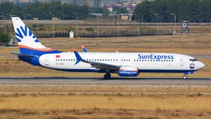 Photo of TC-SEI - Boeing 737-8HC operated by SunExpress