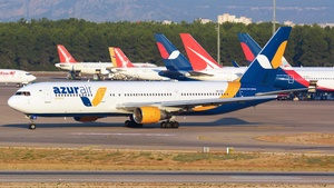 Photo with serial 25077 - Boeing 767-37E(ER)
