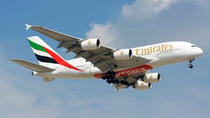 Photo of A6-EEX - Airbus A380-861 operated by Emirates