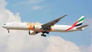 Photo of A6-ENR - Boeing 777-31H(ER) operated by Emirates