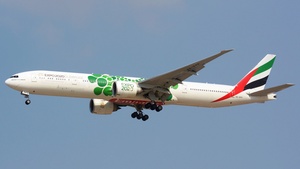 Photo of A6-EPF - Boeing 777-31H(ER) operated by Emirates