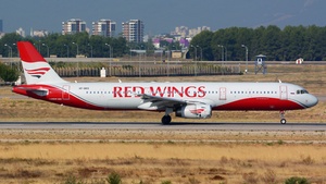 Photo of VP-BRS - Airbus A321-231 operated by Red Wings