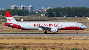 Photo of VP-BRW - Airbus A321-211 operated by Red Wings