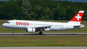 Photo of HB-IJI - Airbus A320-214 operated by Swiss International Air Lines