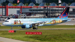 Photo of OO-SNE - Airbus A320-214 operated by Brussels Airlines