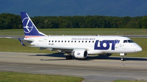Photo of SP-LDE - Embraer ERJ-170LR operated by LOT Polish Airlines