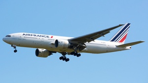 Photo of F-GSPU - Boeing 777-228(ER) operated by Air France