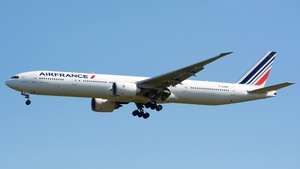 Photo of F-GZNP - Boeing 777-328(ER) operated by Air France