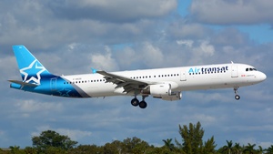 Photo of C-GEZD - Airbus A321-211 operated by Air Transat