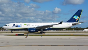 Photo with serial 365 - Airbus A330-243