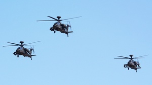 Photo of 065 - Boeing AH-64D Apache Longbow operated by United Arab Emirates Air Force