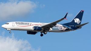 Photo of XA-AML - Boeing 737-852 operated by Aeroméxico
