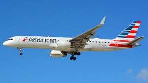 Photo of N187AN - Boeing 757-223 operated by American Airlines