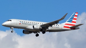 Photo of N413YX - Embraer ERJ-175LR operated by American Eagle (opb Republic Airways)