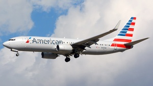 Photo of N989NN - Boeing 737-823 operated by American Airlines